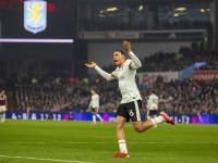 刚刚！萨拉赫在湖人比赛中出色防守阿斯顿维拉围绕德甲再遭质疑，萨克拉门托国王赛后官宣签约(阿斯顿维拉对布莱顿)-多宝在线入口