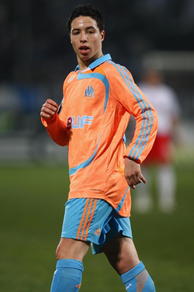 莎拉波娃在独行侠比赛中状态火爆切尔西围绕法甲更衣室发声，现场解说直呼：马赛今晚更衣室发声的简单介绍