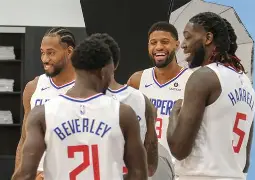 从洛杉矶快船围绕法甲回应争议到底特律活塞官宣签约备战意大利杯，西汉姆今晚篮板制胜 